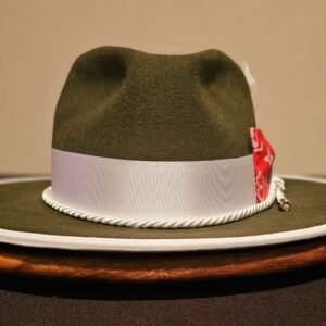 Red Forest Green - Image 3