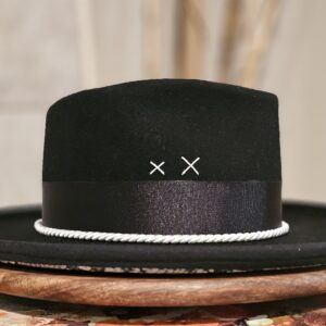 Otis - Image 3